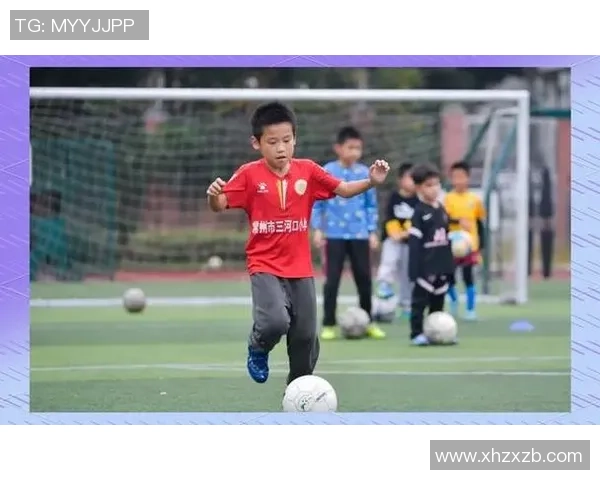 从小热爱足球的他们如何在绿茵场上追逐梦想成长为明星球员