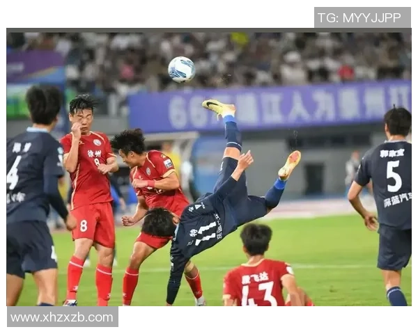 足球明星分享人生哲学与比赛心得的精彩瞬间配字幕解读